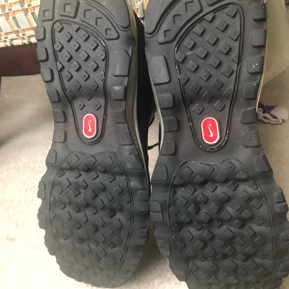 Nike Flywire With Builtin Sensor - image 7